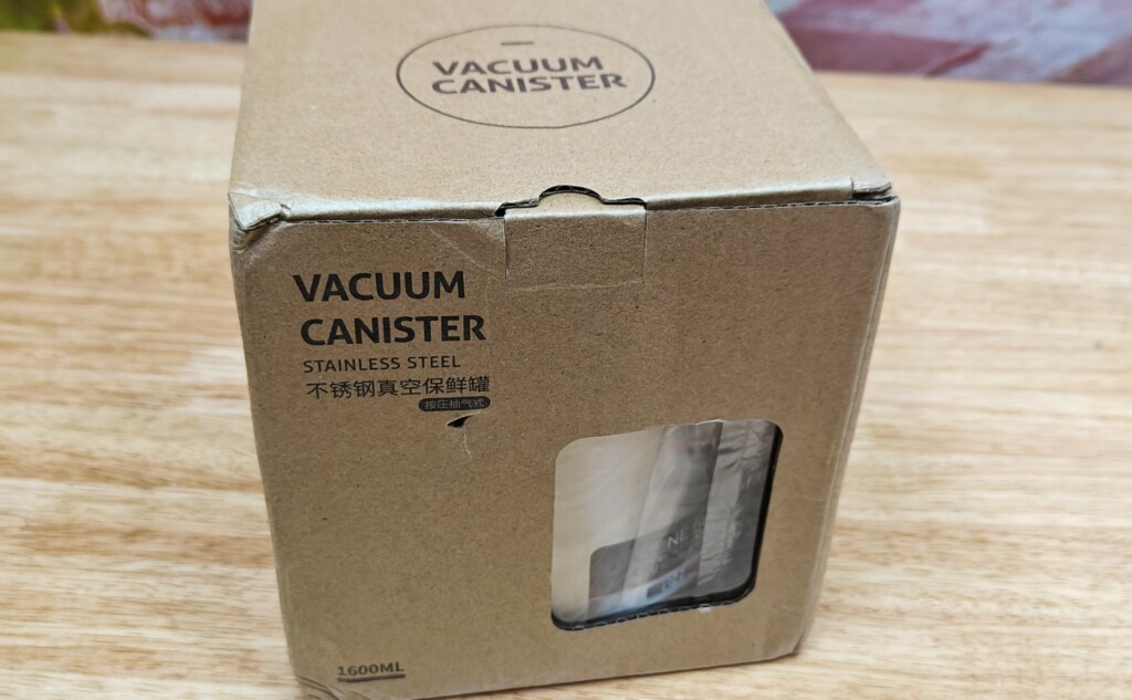 VACUUM CANISTERの外箱