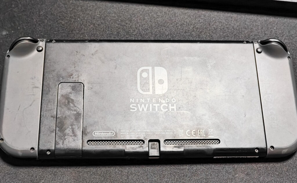 任天堂Switchの裏面