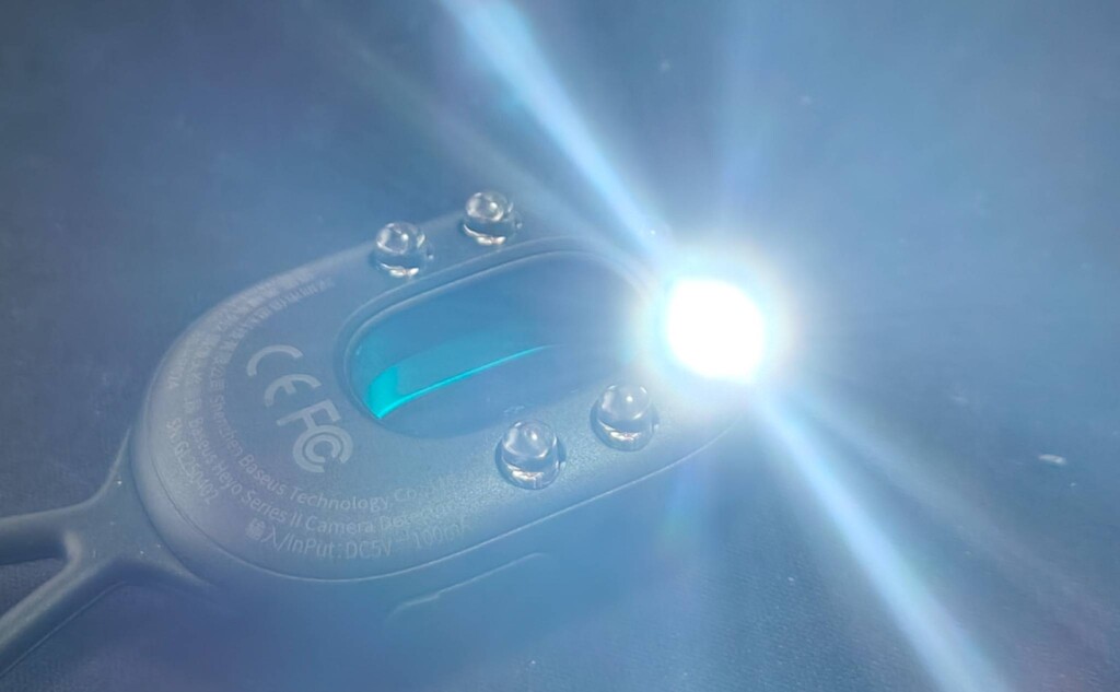 Baseus Heyo Series II Camera DetectorのLEDライト点灯