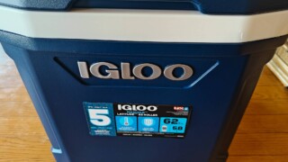 Igloo（イグルー）　MaxCold Latitude 62 Rollerの外面