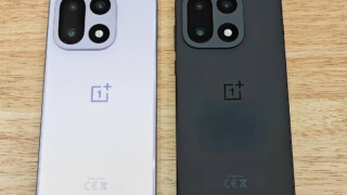 OnePlus15のパープルと黒色